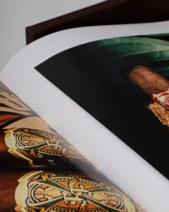 Iconische Merken-Assouline Arturo Bron: Sinds 1912